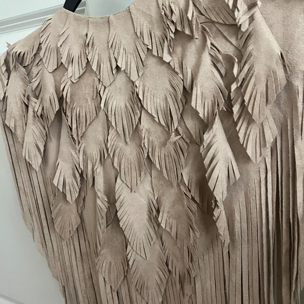 Oolala Fringe Overlay, Add-On Shoulder Wrap - image 8